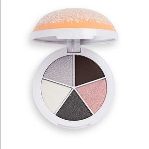 SUGAR COATED EYESHADOW PALETTE I HEART REVOLUTION